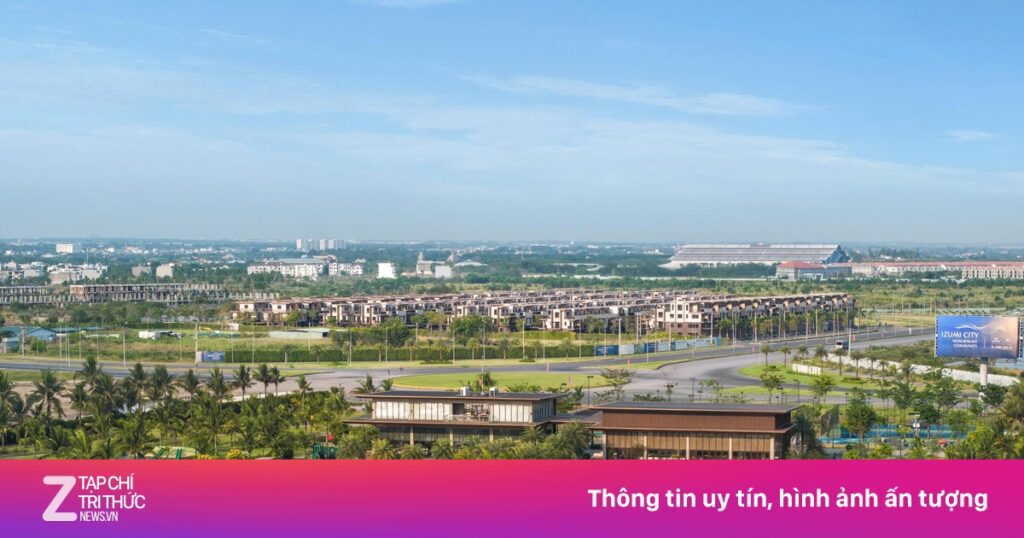 Toàn cảnh khu đô thị Izumi City nhìn từ trên cao với công viên, đường nội khu và khu nhà thấp tầng
