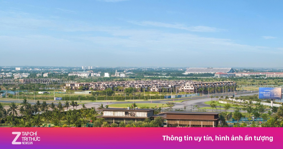 Toàn cảnh khu đô thị Izumi City nhìn từ trên cao với công viên, đường nội khu và khu nhà thấp tầng